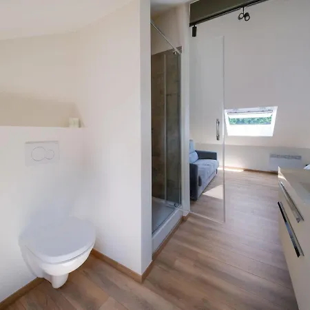 Semesterbostad Modern In With A Jacuzzi