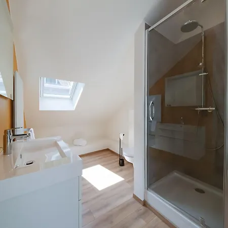 Casa de Férias Comfort Near Historic Huy Marchin